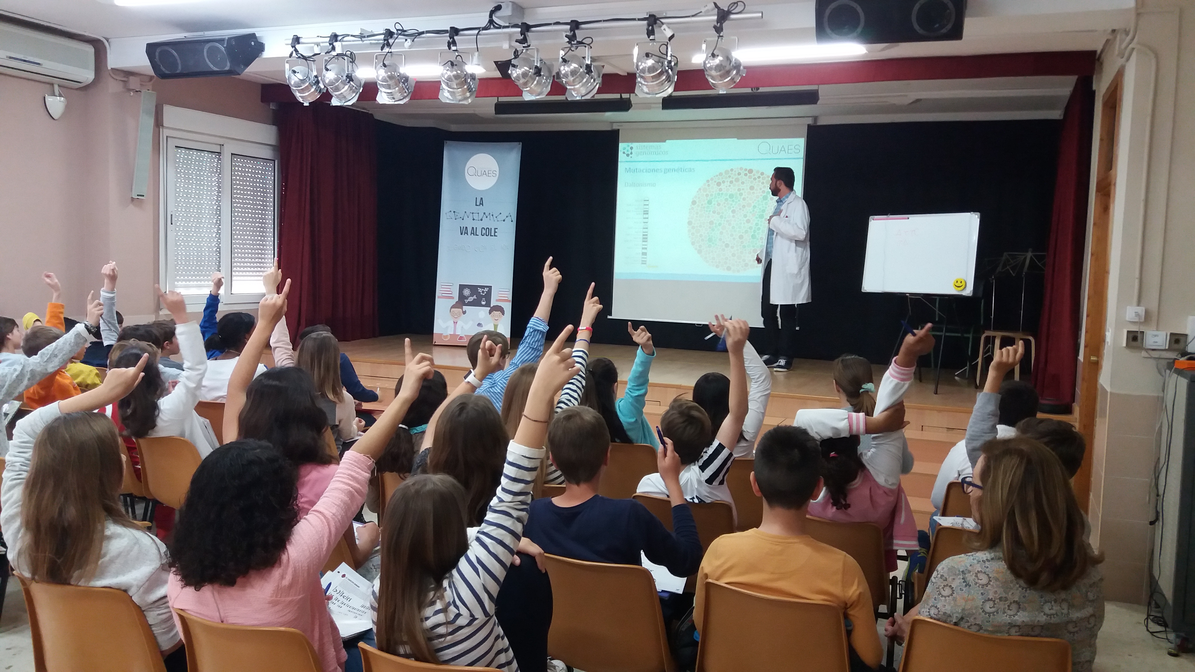 La Genómica va al Cole en el Colegio Mestalla de Valencia