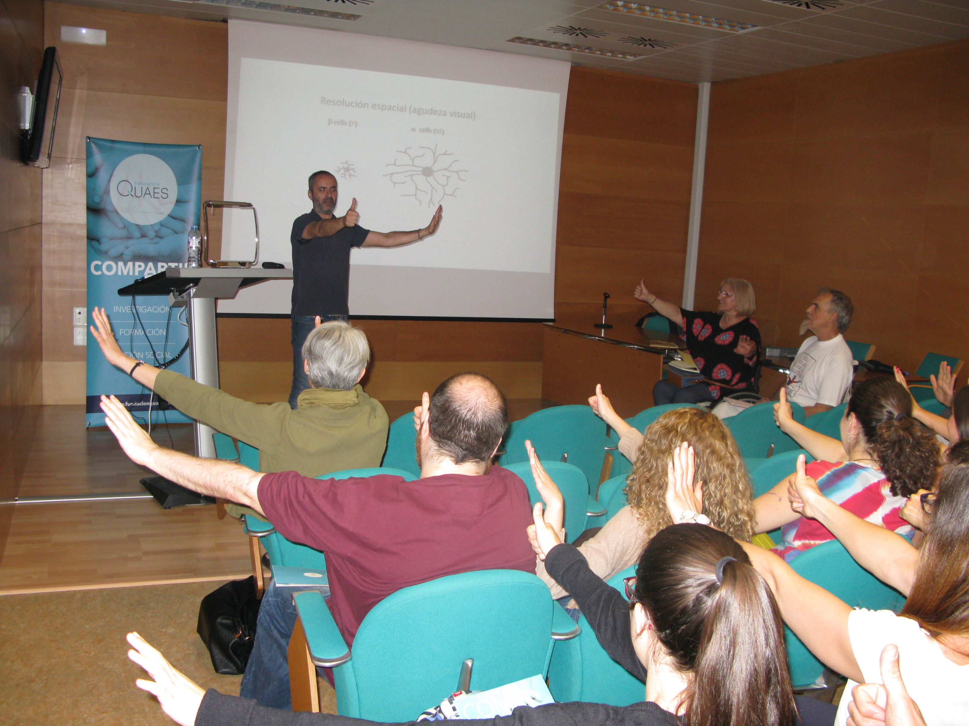 Charla del Dr. Martínez Otero sobre el cerebro Mágico . Neurociencia. Cátedra QUAES-UPV